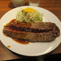 キャトルラパン 北梅田 - 肉だけ拡大