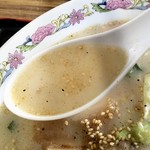 栄食堂 - 栄ミックスラーメン　スープアップ