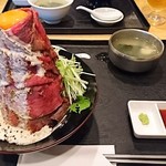 MEAT MARKET - ローストビーフ丼   夢      ￥1380