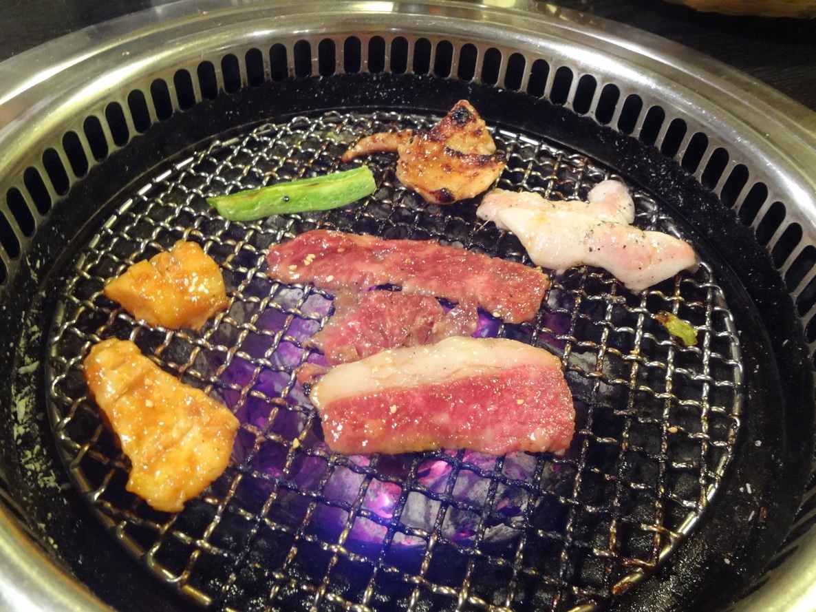 青磁 小山店 name=