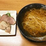 麺遊心 - 料理写真:鰹、鯖の出汁
極上魚出汁ラーメン