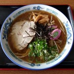 食堂 志らいわ - ラーメン（600円）