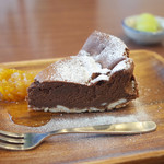 ネマルカフェ - ガトーショコラ(定食とセットで300円)