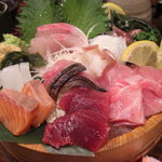 いしまるや - 樽お刺身９種盛り