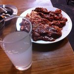 大衆焼肉 ジンギスカン - サワーとタレ、ジントンタンレバ