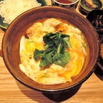 比内地鶏と秋田ご飯 ヒナとハチ - 