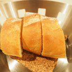 Giglio - パスタ+ドルチェ 1490円 の自家製パン