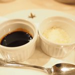 Giglio - パスタ+ドルチェ 1490円 のソースと粉チーズ