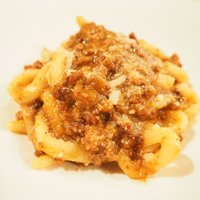 Giglio - パスタ+ドルチェ 1490円 の国産牛肉と豚肉を赤ワインで煮込んだソース"ラグー ディ フィンタ" シエナ伝統パスタ "イ・ピーチ"