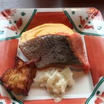 ラビスタ阿寒川 - 皿盛り：紅鮭・玉子焼き・山海漬け・ちぎり揚げ