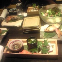 先斗町 魯ビン - 焼魚、サラダ、先付