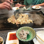 鉄板居酒屋 へらちょんぺ - 写真の取り方雑すぎなやつね(・∀・)ｼﾗﾝｹﾄﾞ!!!