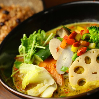 薬膳スープカレー・シャナイア_2