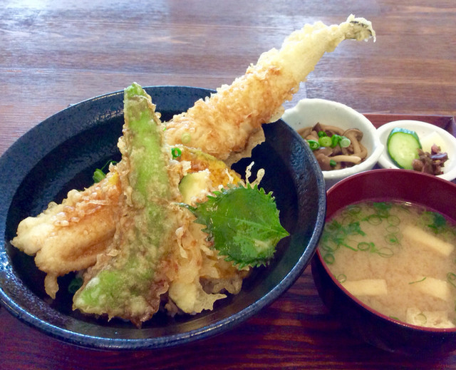 ランチ 穴子一本揚げ天丼 税込980円 By Suna8 そうさく料理 てんきち りんくうタウン 創作料理 食べログ