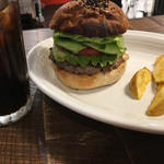 マンチズ バーガー シャック - セットで1,500円ナリ。