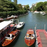 Essentiale - 優雅な船着き場