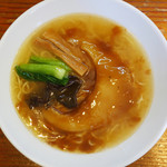 自然派ラーメン 神楽 - フカヒレ姿煮ラーメン