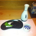 Sushi Taka - タラバ蟹内子の塩辛　燗酒は湯せんです