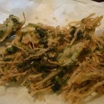 波浮港 - 生姜とアオサの天ぷら