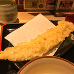 味奈登庵 - 穴子天ぷら♡  
      今日は大きさ・厚さ・味わい、どれも良かったナ
