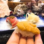 すし処金太郎 - つれはウニを追加