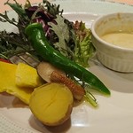 タベルナ ラ・メッセ - バーニャカウダ