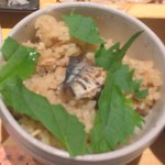 蕎麦きり みよた - 季節の炊き込みごはん　この日は秋刀魚