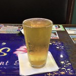 Lili's Restaurant - 昼からBud Light♪