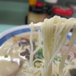 来々軒 - 麺アップ