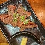 明日の元気製作酒場 ホルモン串 てんぐ屋 - 