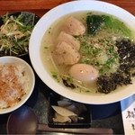 Fukurou - しゃも塩ラーメン定食 800円
                        