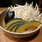 炭火焼ジンギスカン ポッケ - 焼き野菜三種盛り(500円)