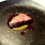 Convivio - サドルバック種豚肩ロース肉のロースト