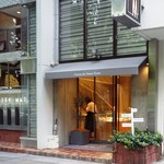 ラヴニュー デ シャンゼリゼ - 外観