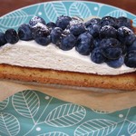 ラヴニュー デ シャンゼリゼ - ブルーベリーとマスカルポーネのタルト