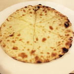 チョウタリ - チーズナン。食べ放題。安定のおいしさ。