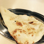 チョウタリ - プレーンナン。食べ放題。もっちり。
