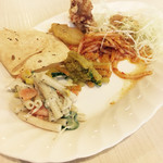 チョウタリ - 惣菜。色々食べ放題。