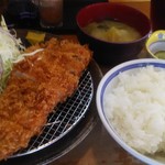 とんかつ定食980円