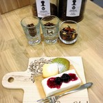 Brew Me! COFFEE & TEA TAKAMATSU - レアチーズケーキ310円。お店で1番の人気スイーツ♪