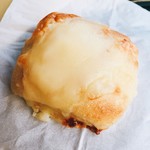 麦音  - とろーりチーズパン