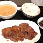 焼肉酒場 すみびや - タレ牛タン定食 1,080円。