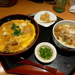 とり五鐵 - 名古屋コーチン親子丼ときしめんセット