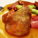 アピシウス - フランス産仔鳩のロティ ひよこ豆のニョッキ添え ローズマリーの香り(Ｓ)