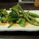 つかふき屋 - 緑温菜盛り合わせ