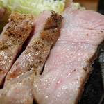 キセキ食堂 - 全体が柔らかくて、脂も赤身もありゃしない。