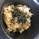 陽はまたのぼる - 煮干しの炊き込みご飯