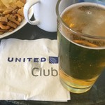 United Club - ビールと軽食