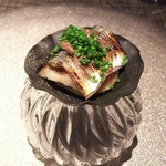 イル アオヤマ - 秋刀魚と黒無花果