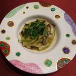 サーラ ビアンキ アル・ケッチァーノ - パスタ